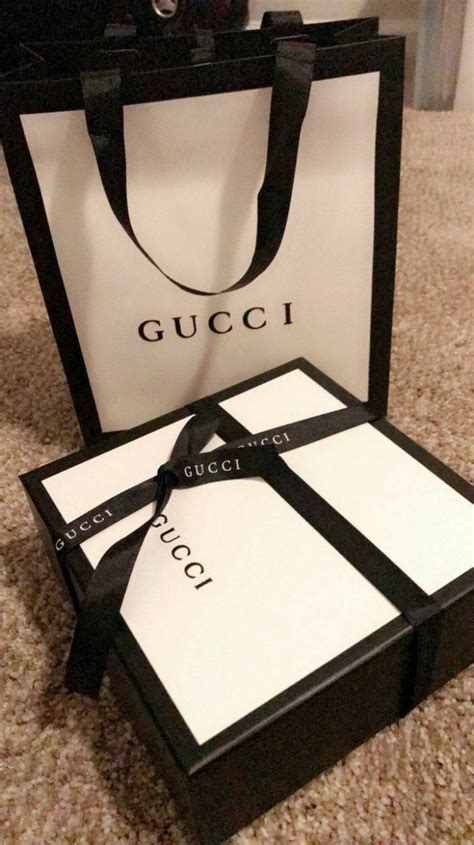 gucci gift bag and box